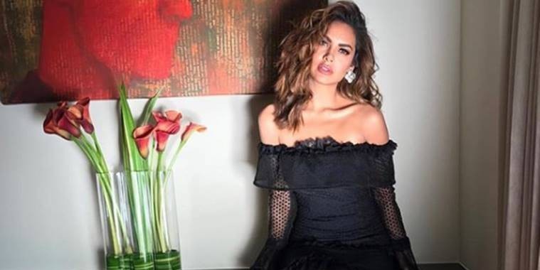Missnews Esha Gupta Dons Her Sultry Avatar Again And Her Photos Are
