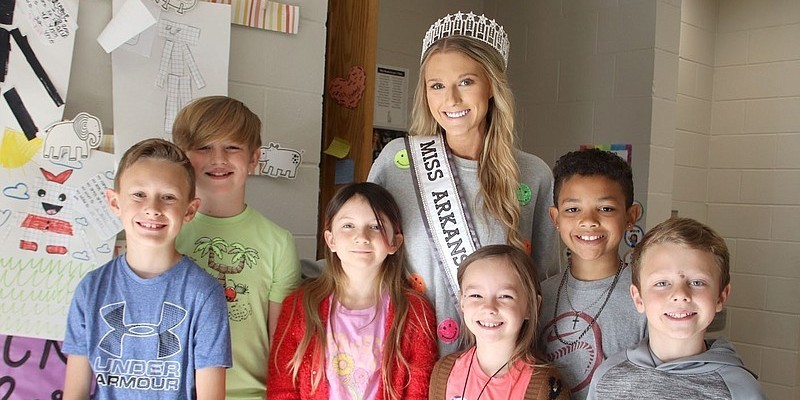 MissNews Farmington Teacher Crowned Miss Arkansas USA